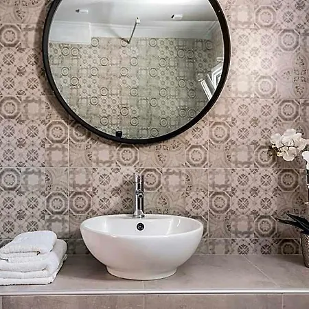 Socrates Hotel 2*